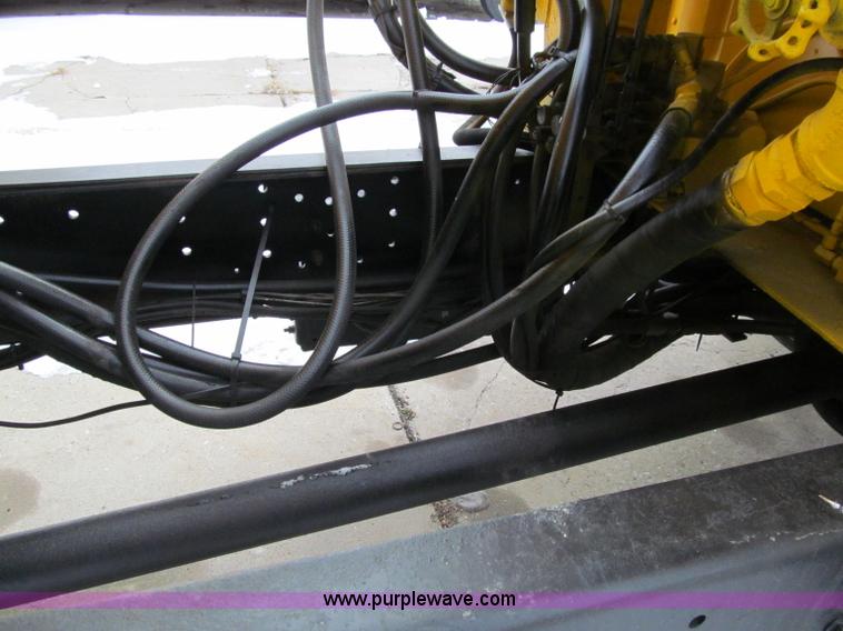 image for item D7066 1989 International 1754 plow truck