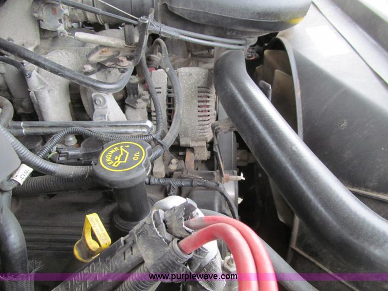 image for item D7124 1999 Ford Expedition XLT SUV