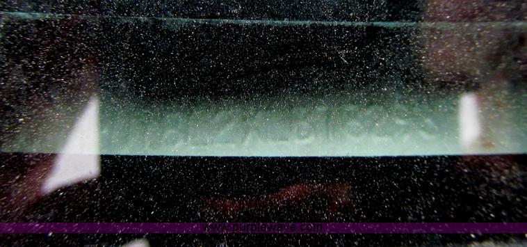 image for item D7124 1999 Ford Expedition XLT SUV