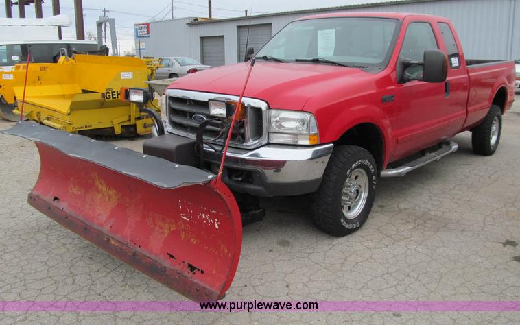 image for item D7125 2003 Ford F250 XLT Super Duty SuperCab pickup truck