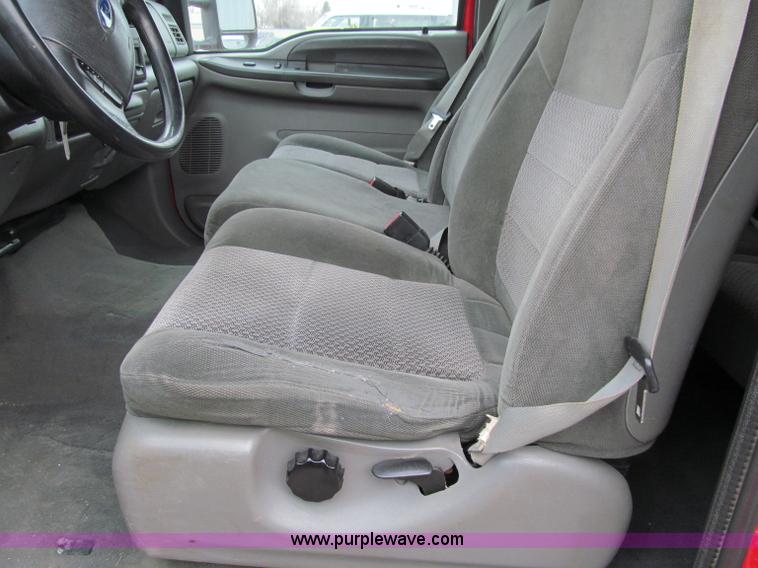 image for item D7125 2003 Ford F250 XLT Super Duty SuperCab pickup truck