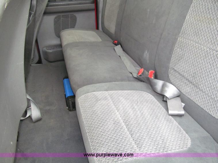 image for item D7125 2003 Ford F250 XLT Super Duty SuperCab pickup truck