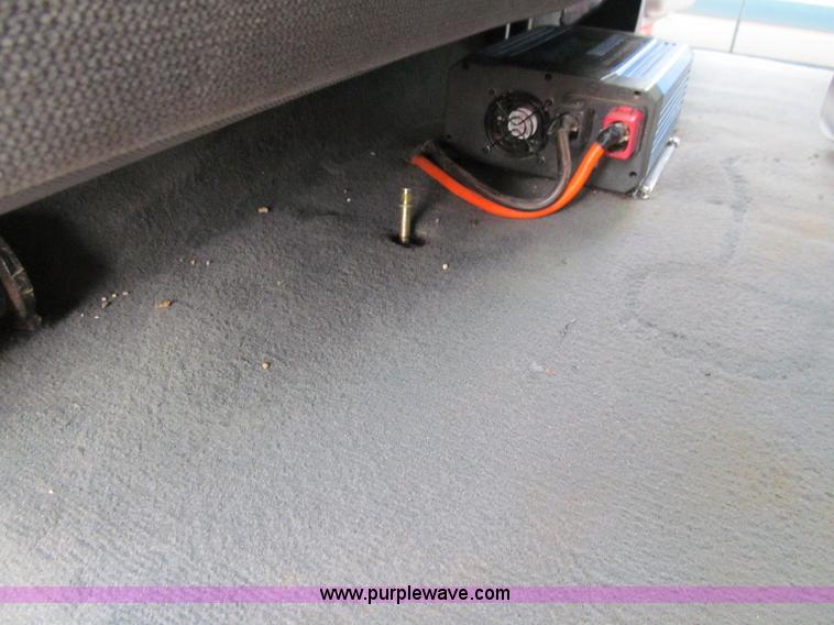 image for item D7125 2003 Ford F250 XLT Super Duty SuperCab pickup truck