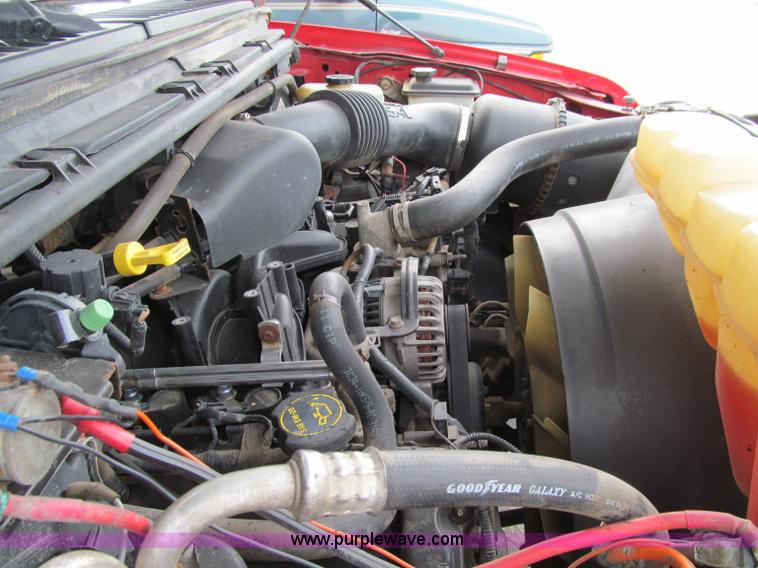 image for item D7125 2003 Ford F250 XLT Super Duty SuperCab pickup truck