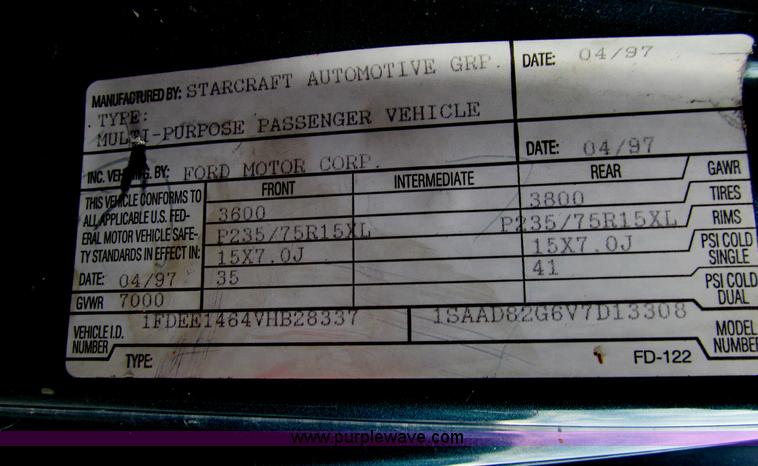 image for item D7126 1997 Ford Econoline E150 van