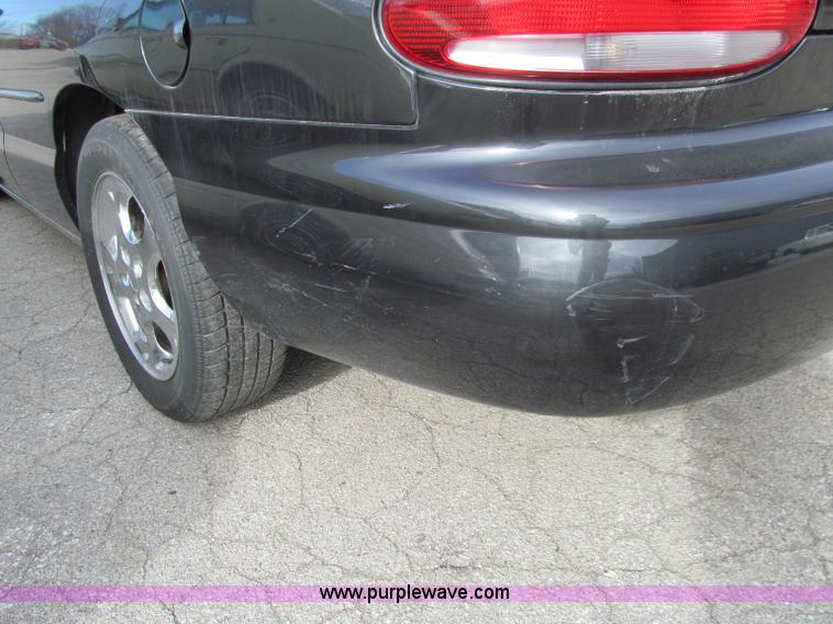 image for item D7127 1998 Chrysler Sebring Limited convertible