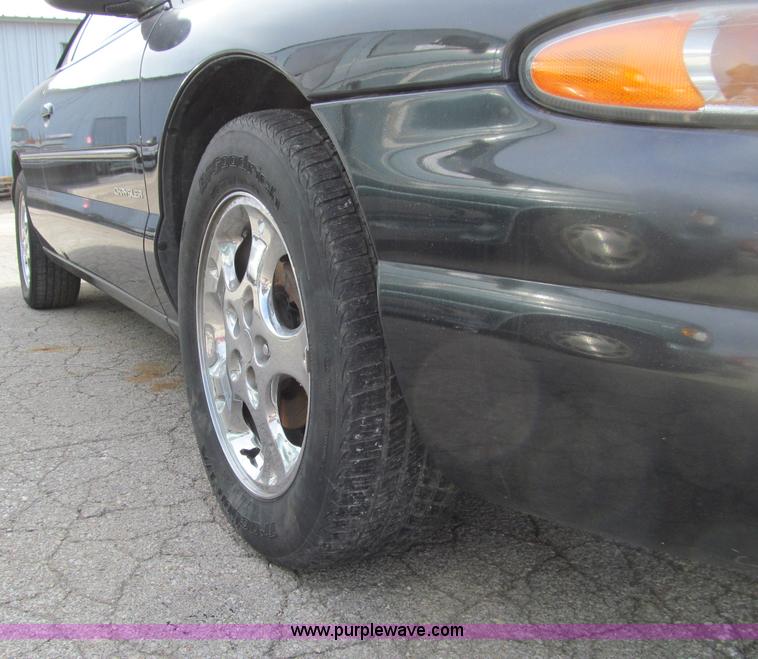 image for item D7127 1998 Chrysler Sebring Limited convertible