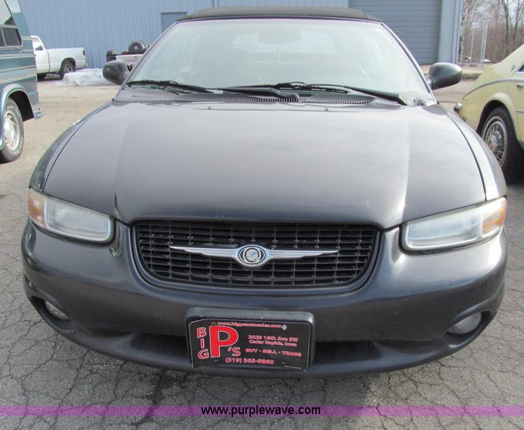 image for item D7127 1998 Chrysler Sebring Limited convertible
