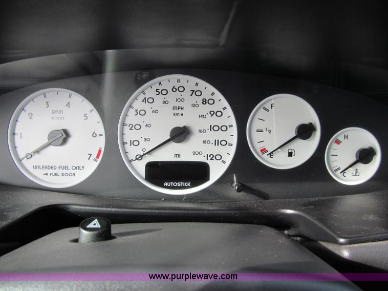 image for item D7127 1998 Chrysler Sebring Limited convertible