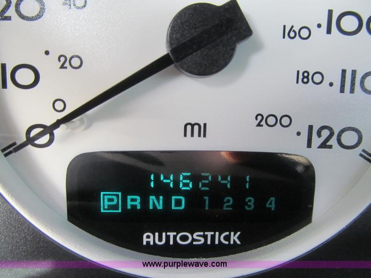 image for item D7127 1998 Chrysler Sebring Limited convertible