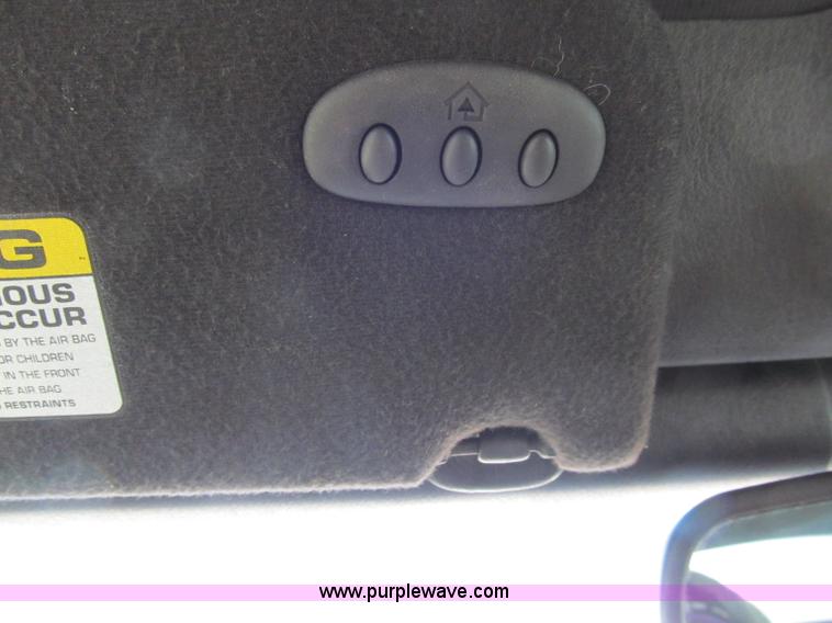 image for item D7127 1998 Chrysler Sebring Limited convertible