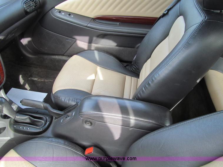 image for item D7127 1998 Chrysler Sebring Limited convertible