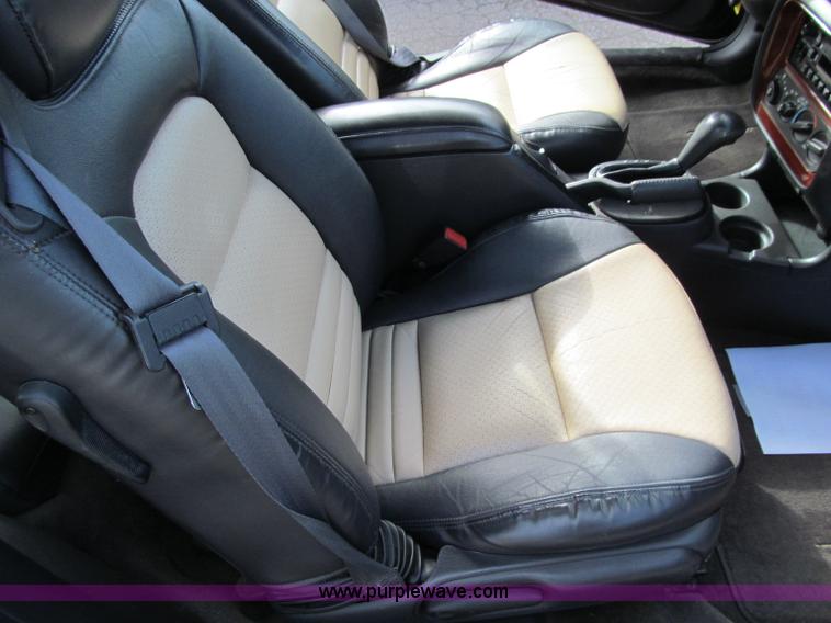 image for item D7127 1998 Chrysler Sebring Limited convertible