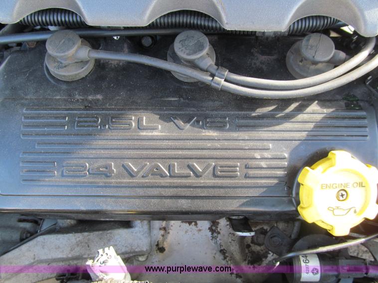 image for item D7127 1998 Chrysler Sebring Limited convertible