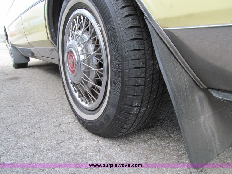 image for item D7128 1982 Cadillac DeVille