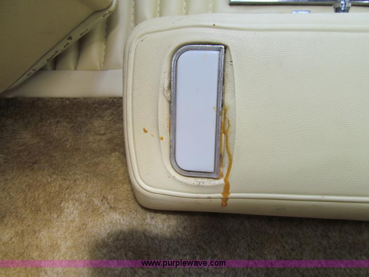 image for item D7128 1982 Cadillac DeVille