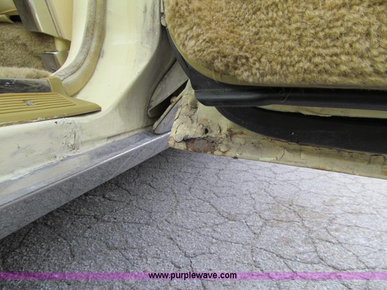 image for item D7128 1982 Cadillac DeVille