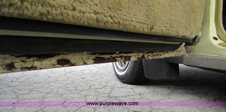 image for item D7128 1982 Cadillac DeVille