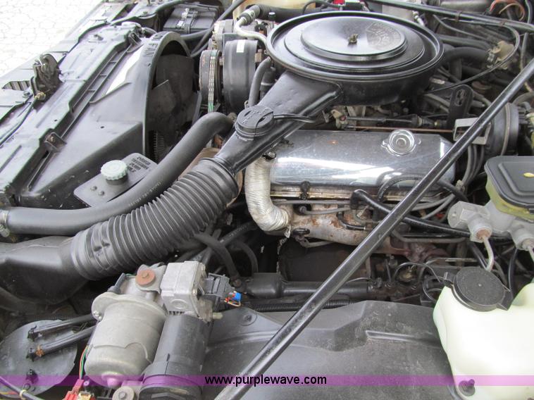 image for item D7128 1982 Cadillac DeVille