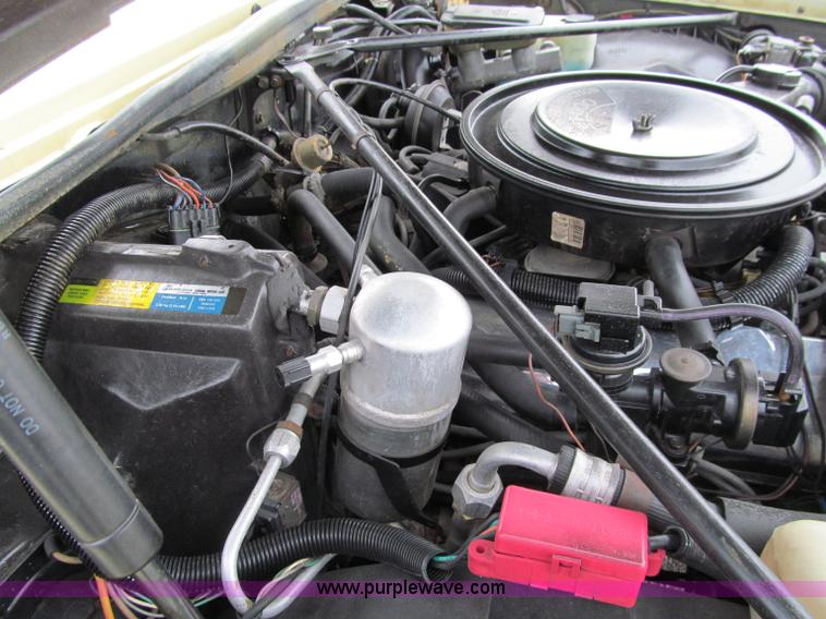 image for item D7128 1982 Cadillac DeVille