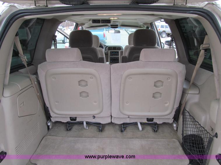 image for item D7129 2002 Oldsmobile Silhouette van