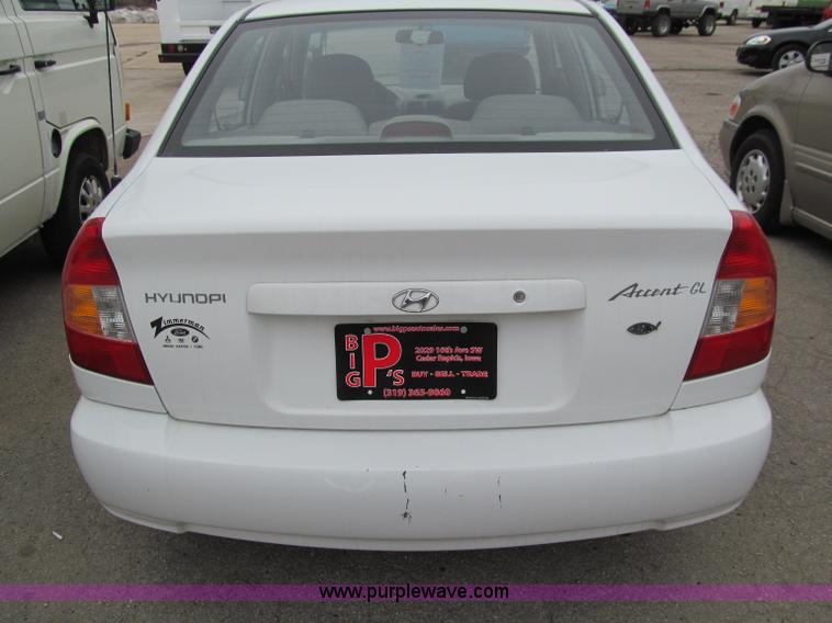 image for item D7130 2002 Hyundai Accent GL