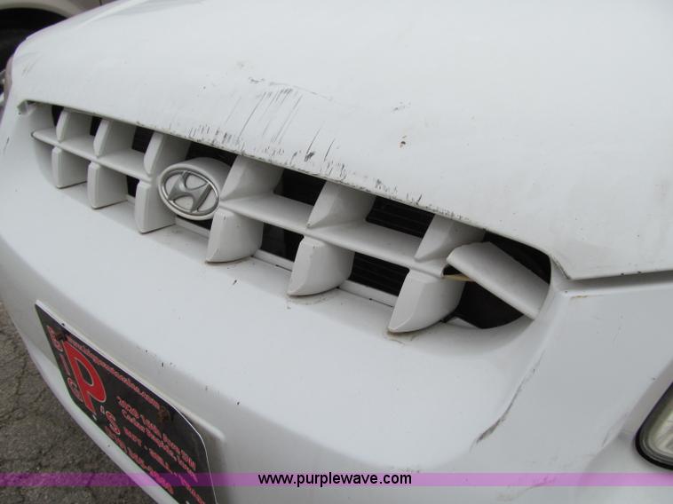 image for item D7130 2002 Hyundai Accent GL