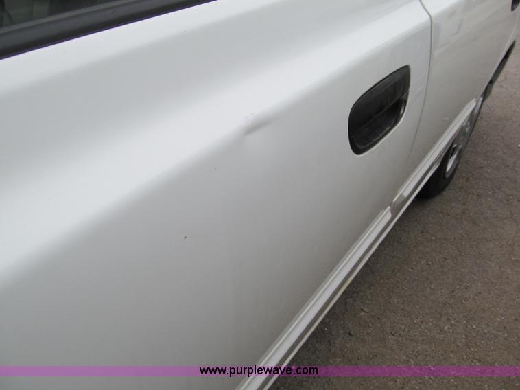 image for item D7130 2002 Hyundai Accent GL