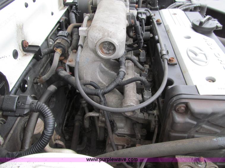 image for item D7130 2002 Hyundai Accent GL