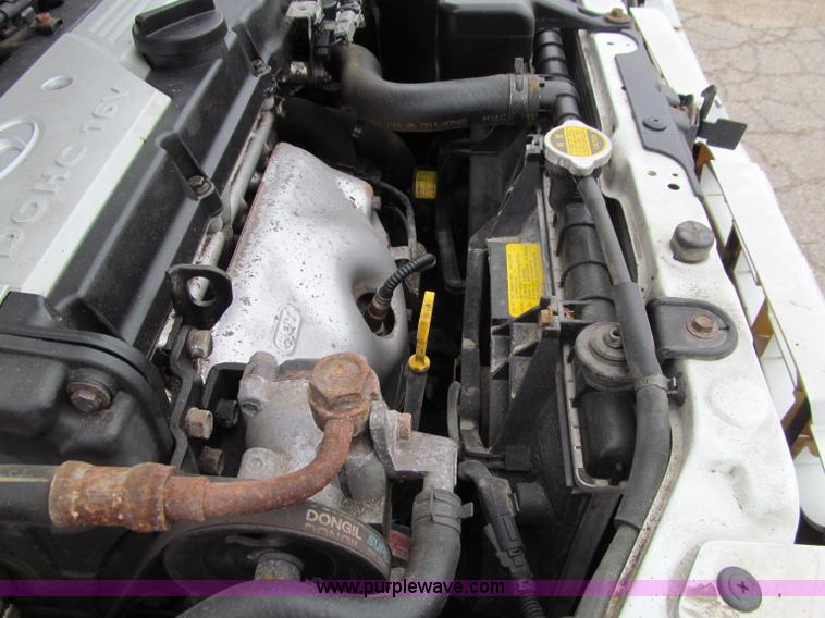 image for item D7130 2002 Hyundai Accent GL