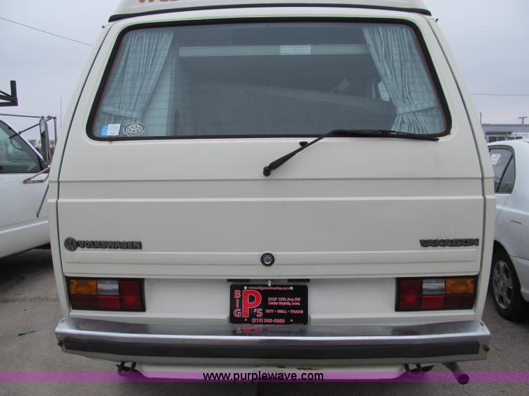 image for item D7131 1987 Volkswagen Vanagon Campmobile van