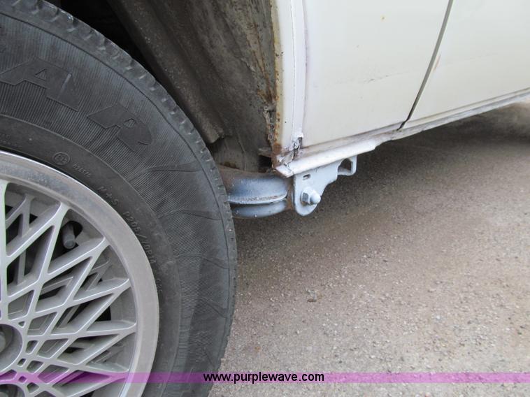 image for item D7131 1987 Volkswagen Vanagon Campmobile van