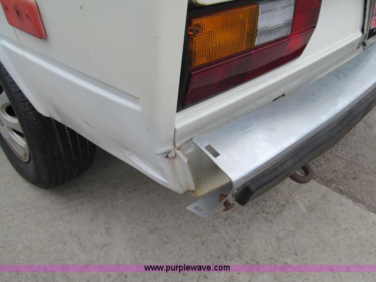 image for item D7131 1987 Volkswagen Vanagon Campmobile van