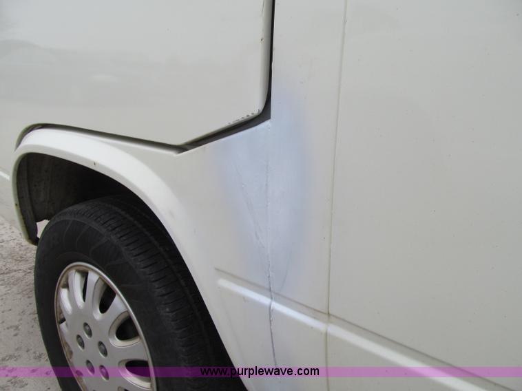 image for item D7131 1987 Volkswagen Vanagon Campmobile van