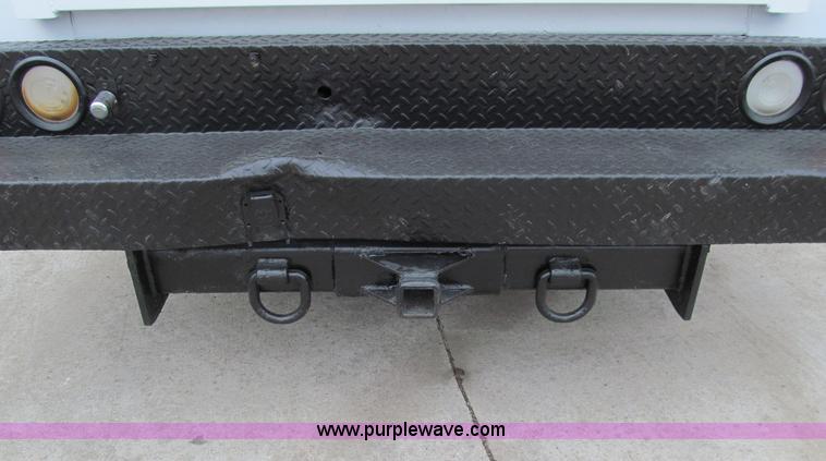 image for item D7132 2006 Ford F350 XL Super Duty service truck