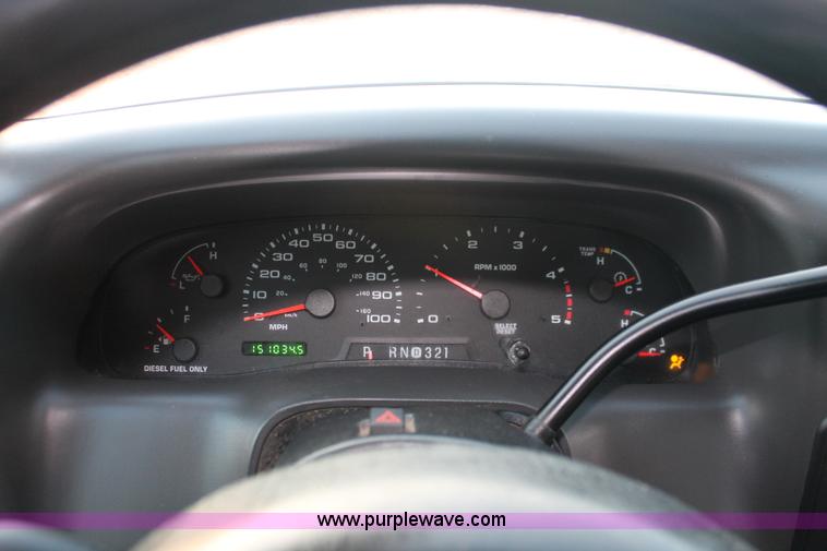 image for item E2532 2003 Ford F250 Super Duty SuperCab pickup truck