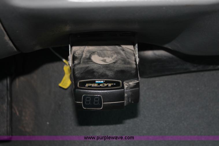 image for item E2532 2003 Ford F250 Super Duty SuperCab pickup truck