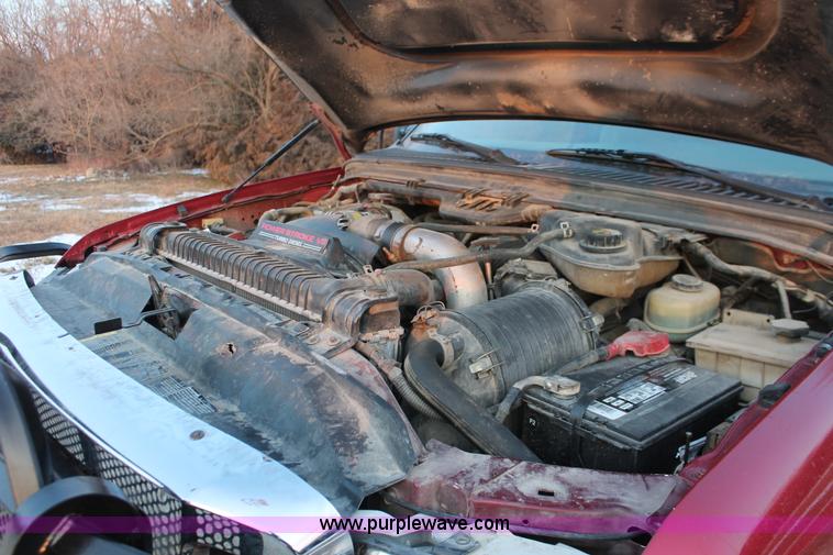 image for item E2532 2003 Ford F250 Super Duty SuperCab pickup truck