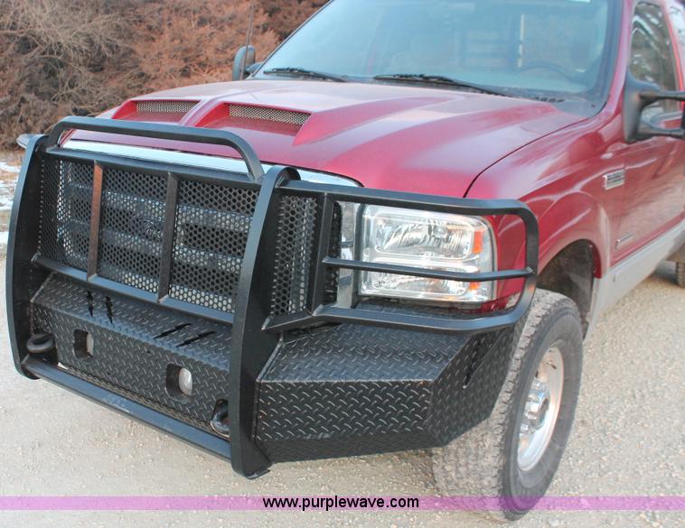 image for item E2532 2003 Ford F250 Super Duty SuperCab pickup truck