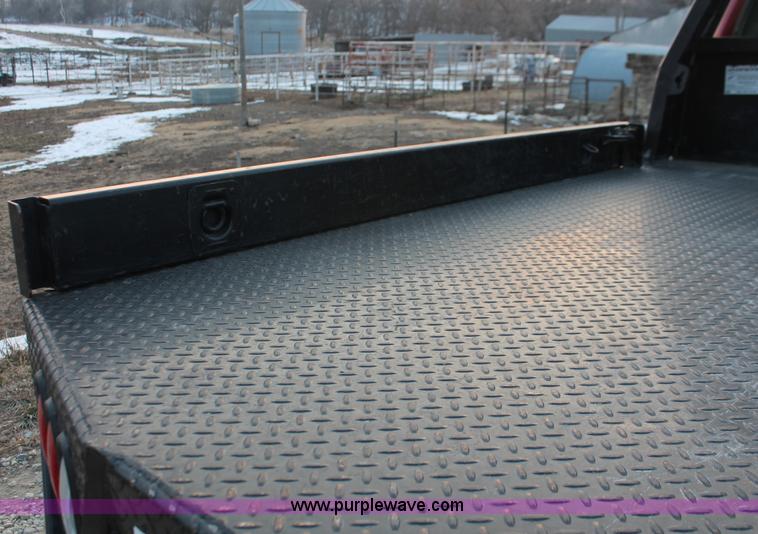 image for item E2532 2003 Ford F250 Super Duty SuperCab pickup truck