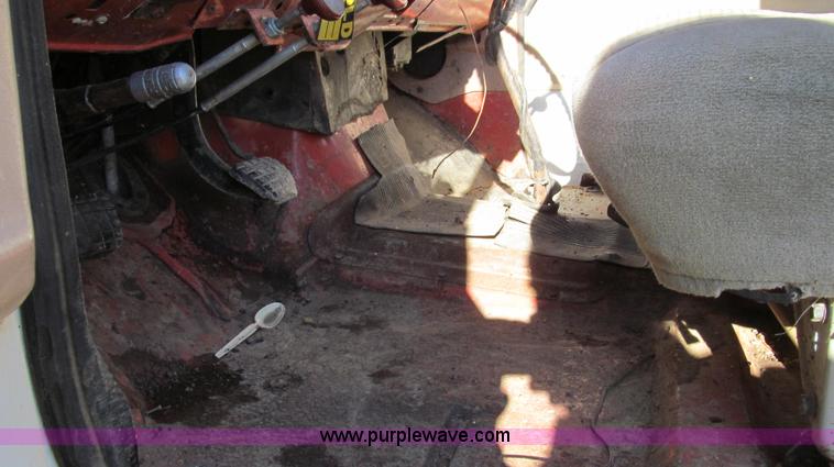 image for item E3656 1977 GMC 6500 dump truck