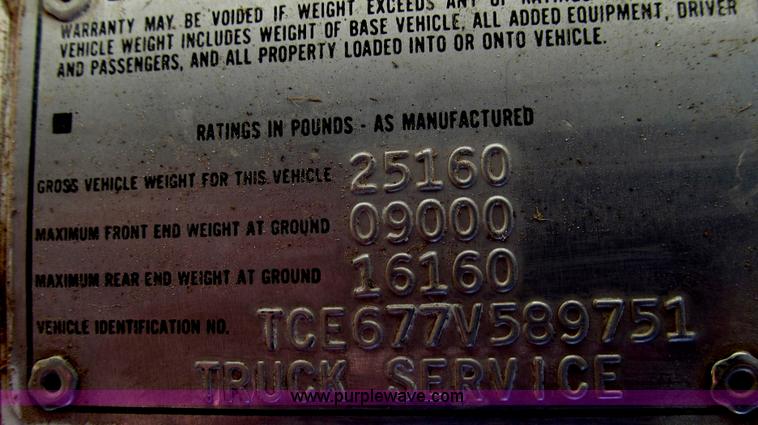 image for item E3656 1977 GMC 6500 dump truck