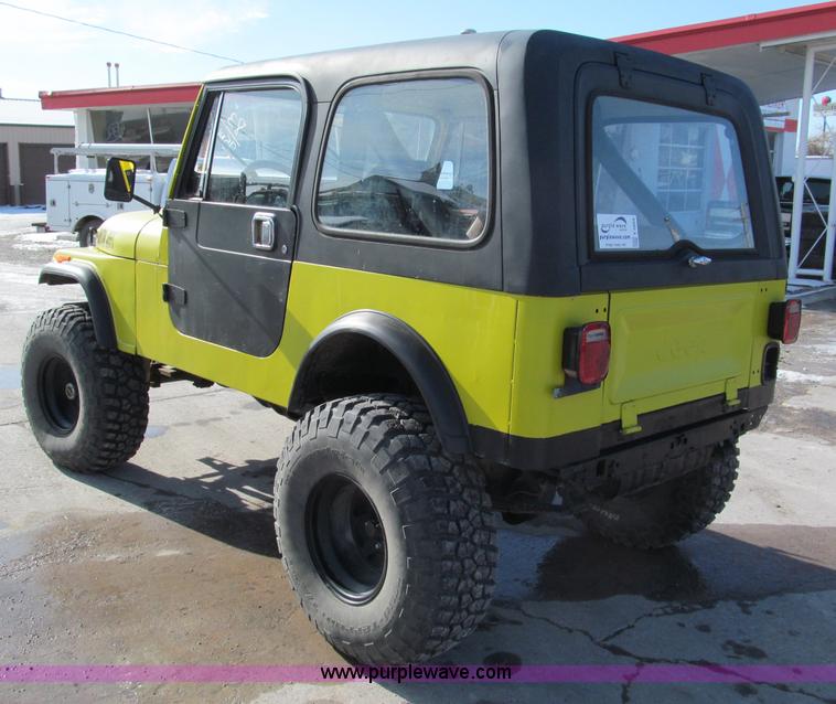 image for item E5868 1983 Jeep CJ7 SUV
