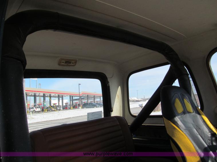 image for item E5868 1983 Jeep CJ7 SUV