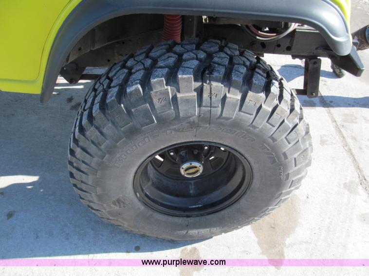 image for item E5868 1983 Jeep CJ7 SUV