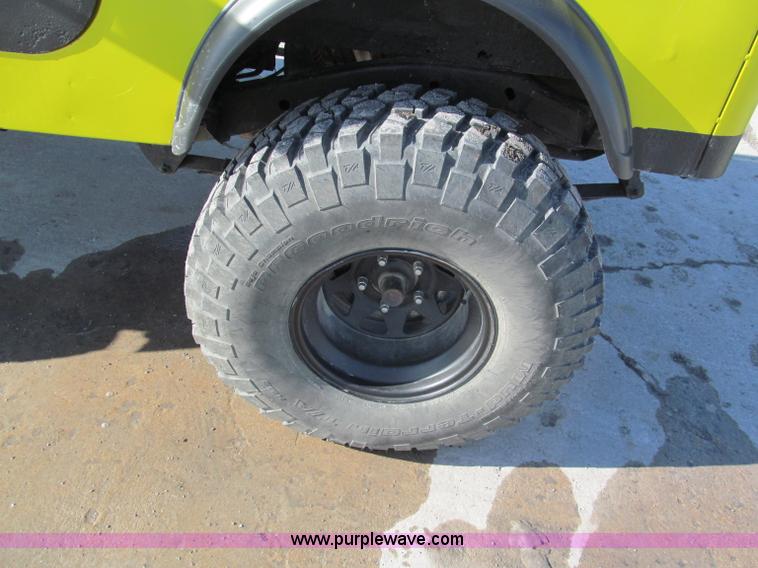 image for item E5868 1983 Jeep CJ7 SUV