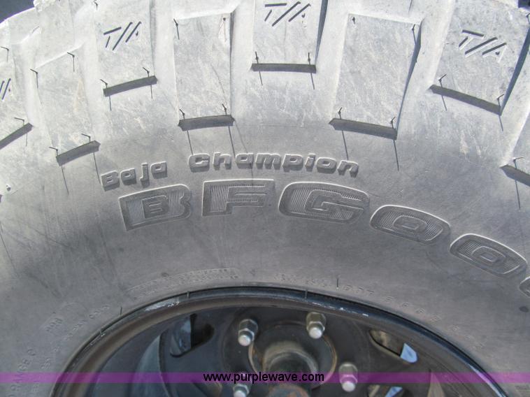 image for item E5868 1983 Jeep CJ7 SUV