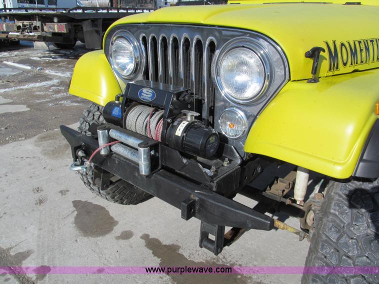 image for item E5868 1983 Jeep CJ7 SUV