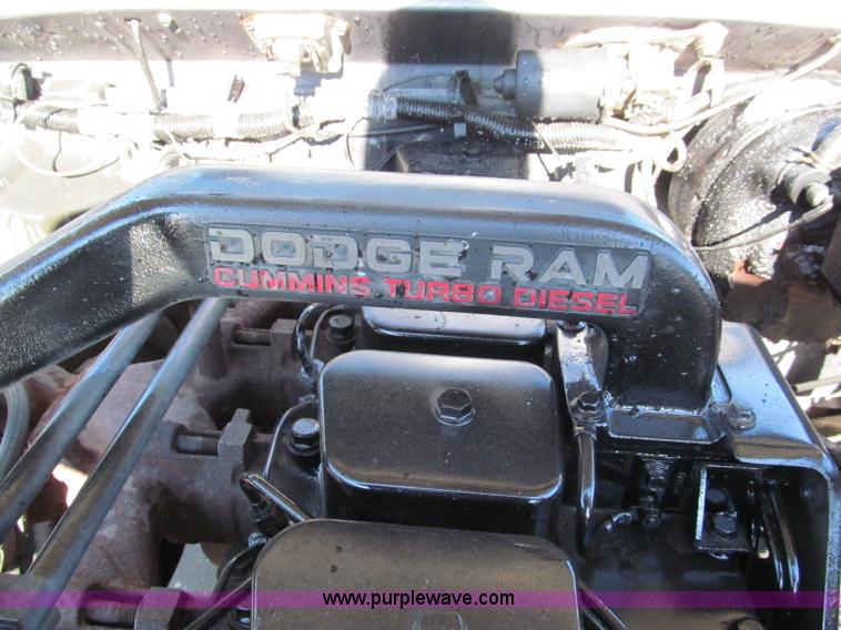 image for item E5869 1990 Dodge Ram D250 pickup truck