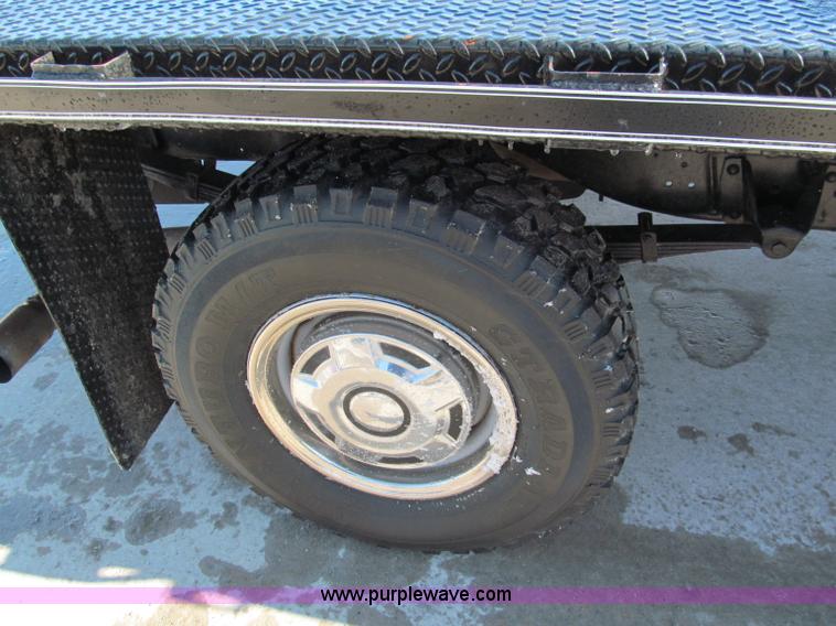 image for item E5869 1990 Dodge Ram D250 pickup truck